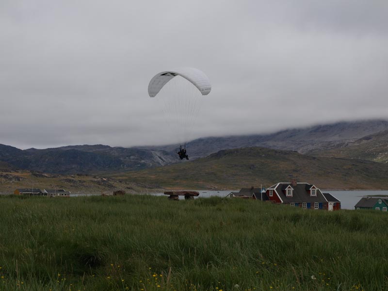P8104062_Paraglider_Gardar