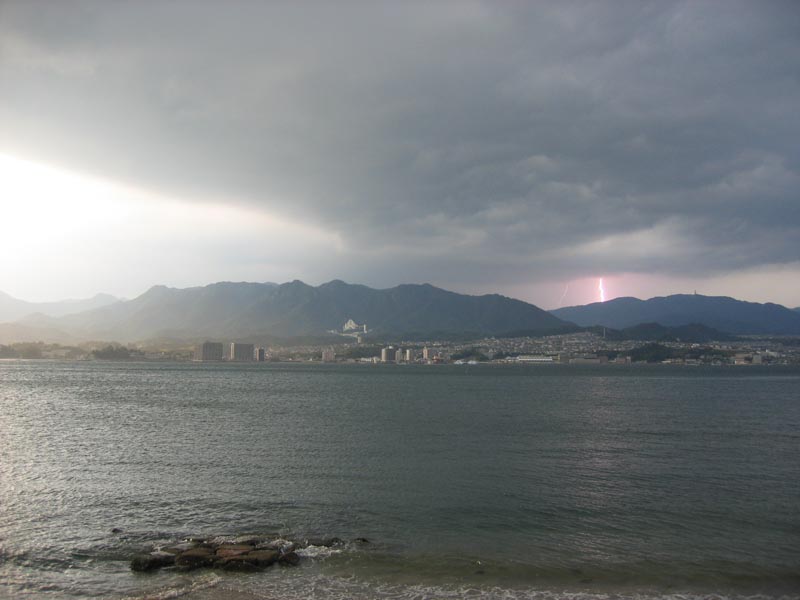 5167_Unwetter_ueber_Honshu