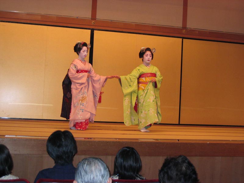 5230_Maiko_Geisha_Kyomai-Tanz